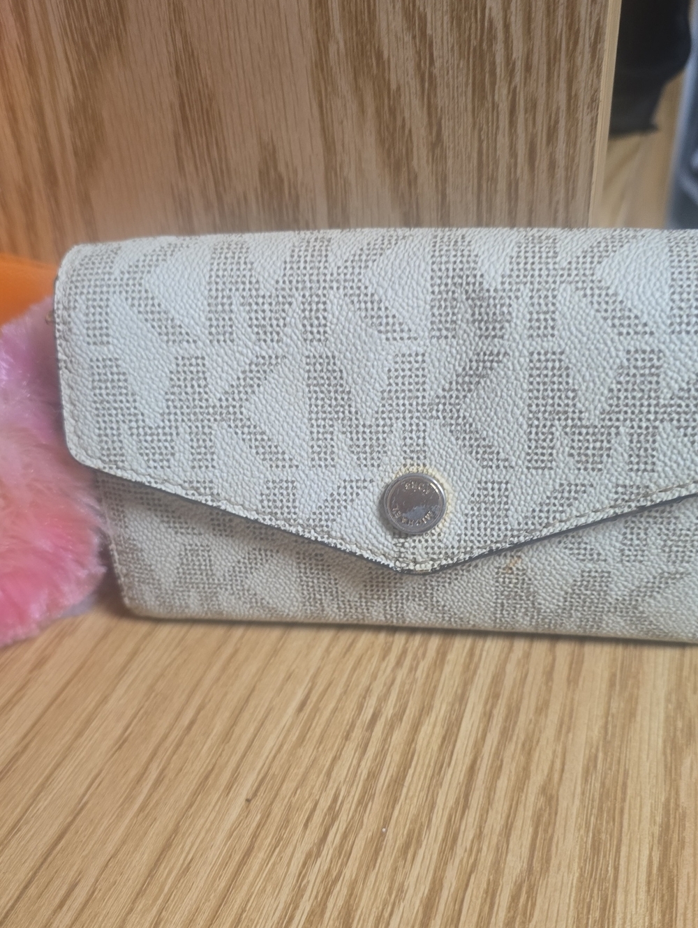 Michael Kors Cream Logo Snap Continental Wallet With Strap